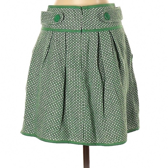 Tullette MIni Green and White Skirt Belting Detail - Picture 2 of 7